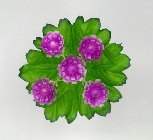 Искуственные цветы rezannaya-plastikovaya-5-ka